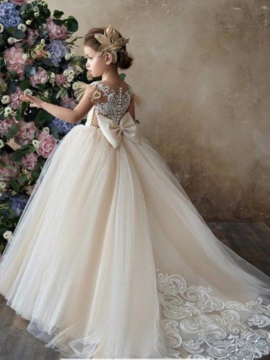 Affordable Champagne Ball Gown Sweetheart Chapel Train Sleeveless Flower Girl Dress