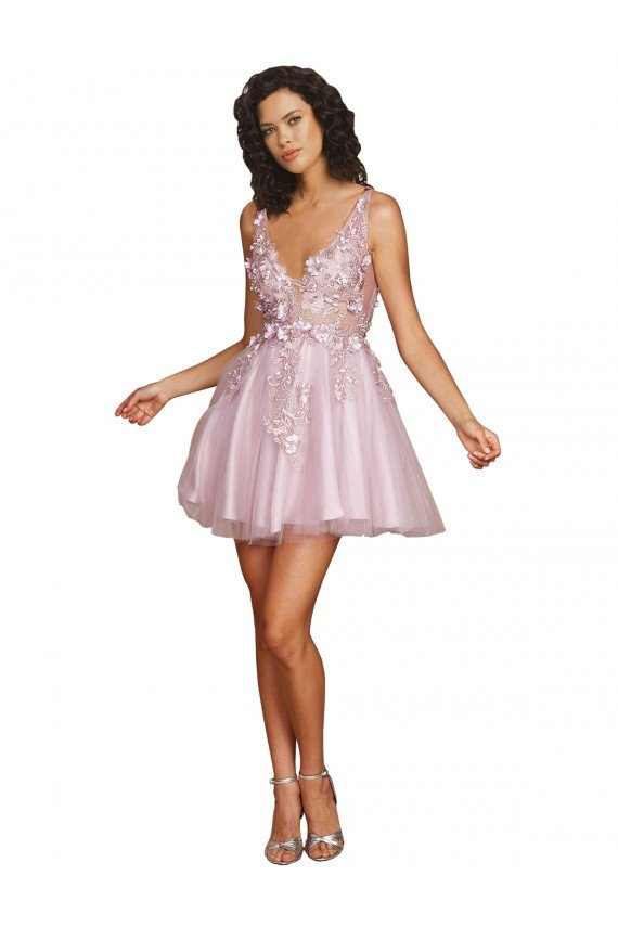 Affordable Sleeveless V-Neckline Short Cocktail Dress with Embellished Lace Appliques