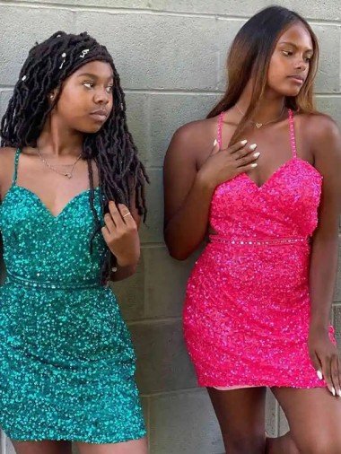 Affordable V-Neck Sleeveless Short Velvet Sequin Cocktail Dress